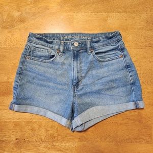 AE High Waist Medium Light Wash Denim High Waisted Stretch Shorts 6